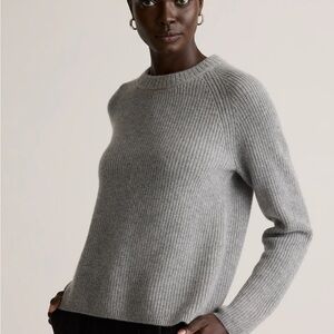 Quince Cashmere Fisherman Crewneck Sweater in Heather Grey, Size S